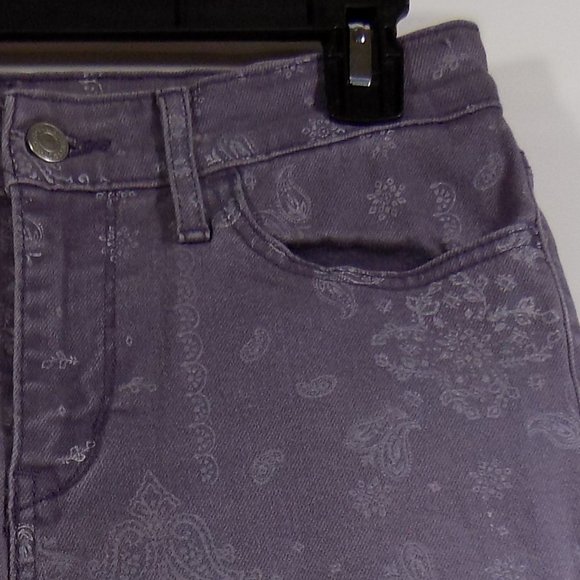 Levi's Purple Paisley Denim Jean Leggings Size 8/29 - Picture 4 of 11
